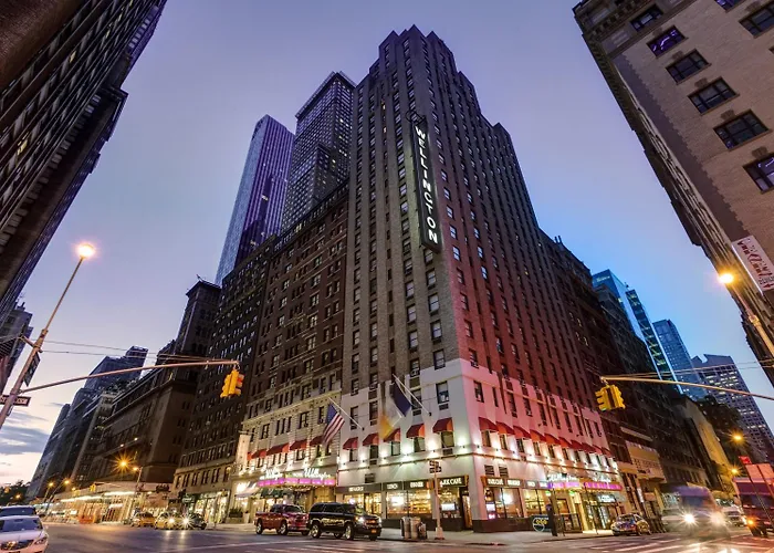 Experience Luxury and Convenience at Hotels in Central Park South, New York